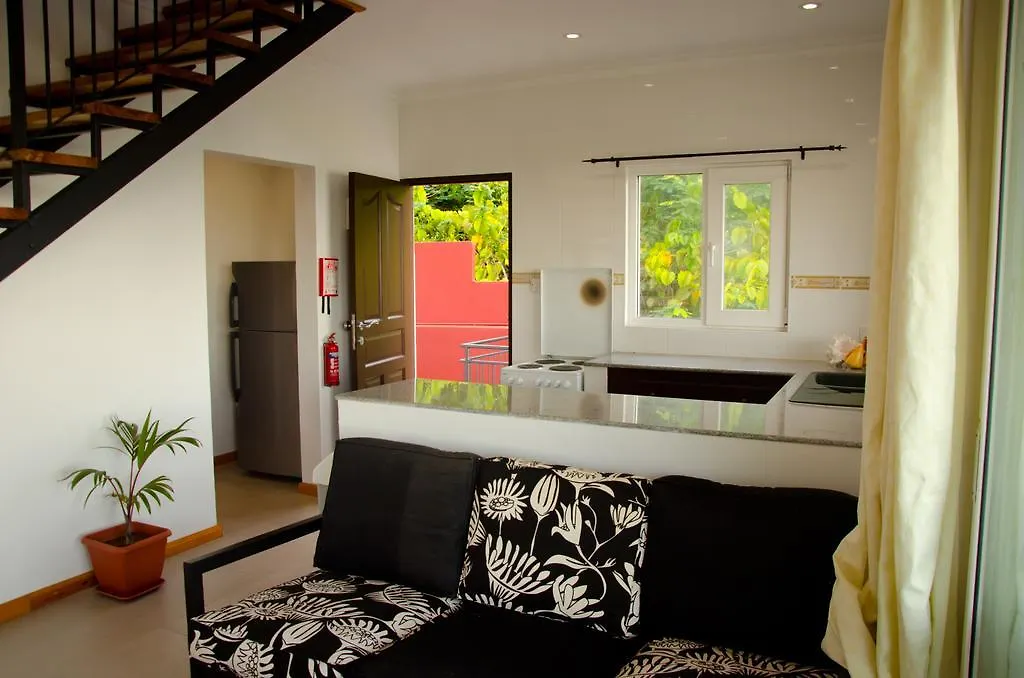 Ocean Spray Apartment Anse Etoile 0*, Machabee